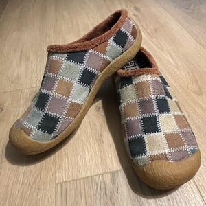 LIKE NEW Keen Patchwork Slip-On Clog Shoes Women’s size 9 QUALITY SHOE